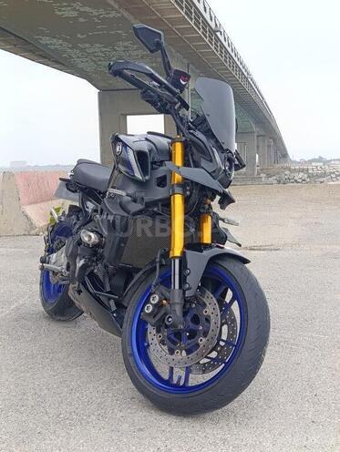 Yamaha MT-09-3