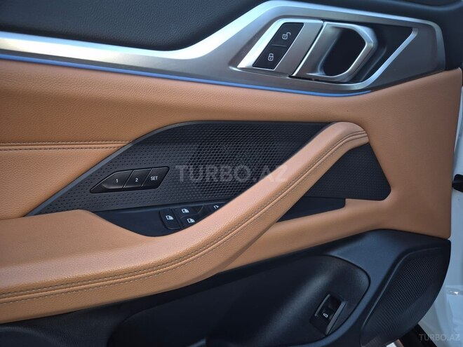 BMW i4-17