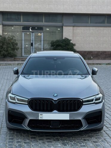 BMW 530e-1