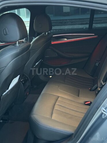 BMW 530e-19