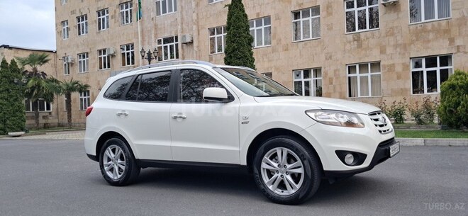 Hyundai Santa Fe 2010, 265,865 km - 2.0 l - Qax