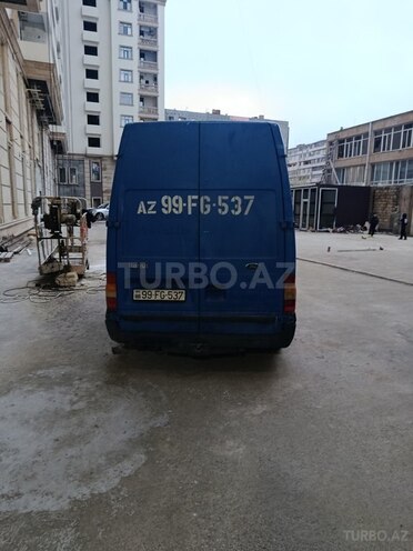 Ford Transit-2