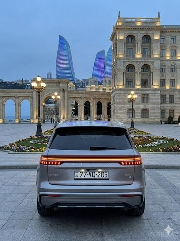 Geely Monjaro-3