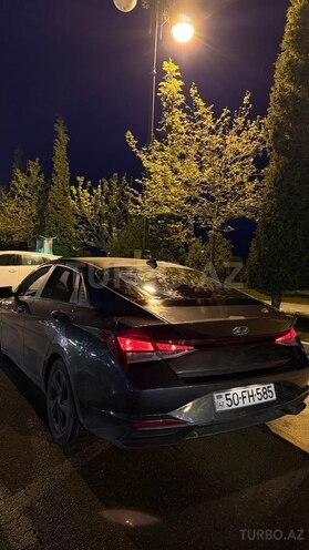 Hyundai Elantra-5