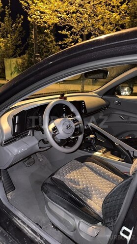 Hyundai Elantra-7