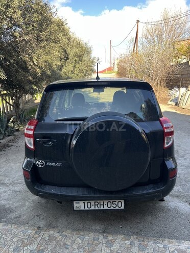 Toyota RAV4-5
