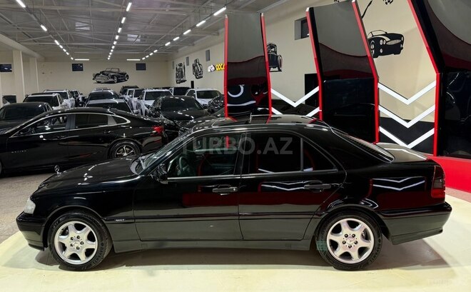 Mercedes C 230-6