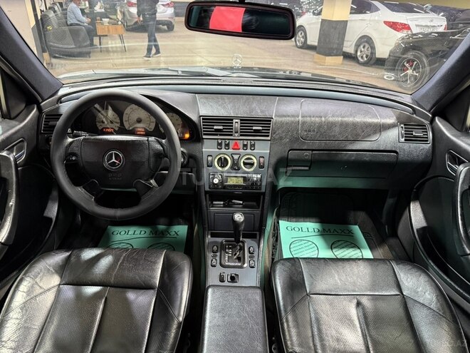 Mercedes C 230-17