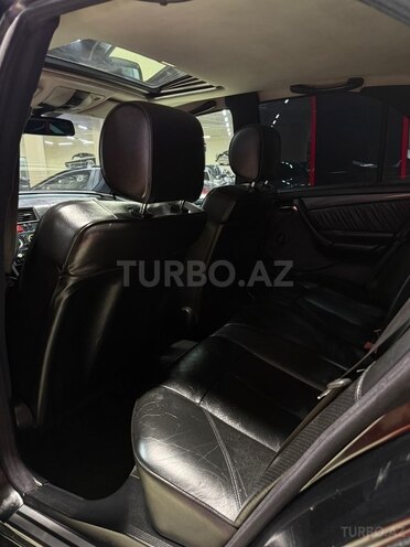 Mercedes C 230-19