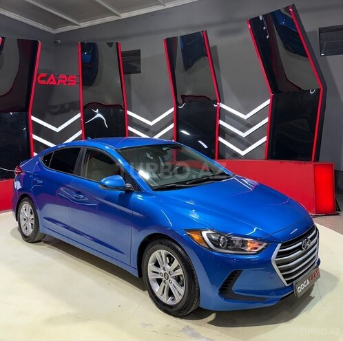 Hyundai Elantra-3