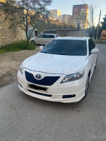 Toyota Camry-1