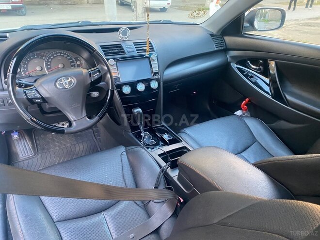 Toyota Camry-8