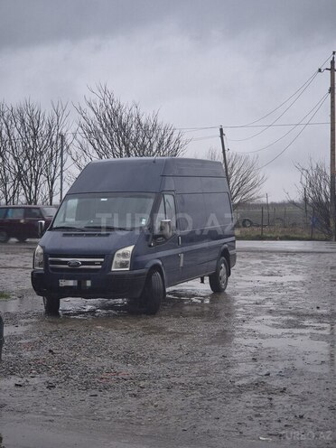 Ford Transit-1