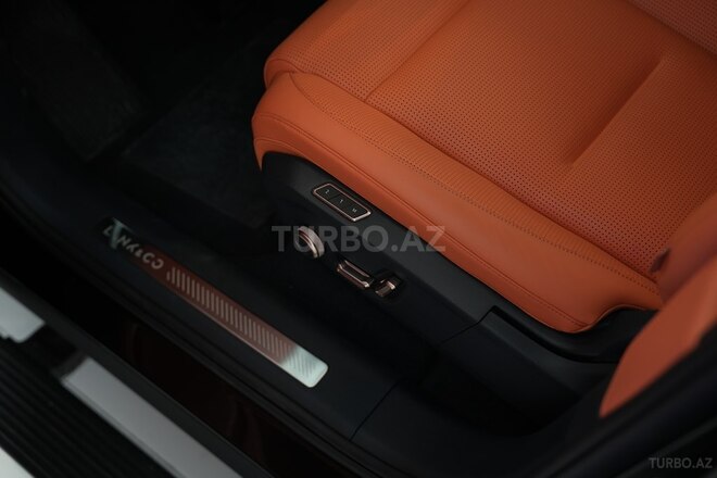 Lynk & Co 900-18