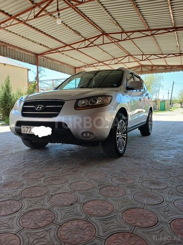 Hyundai Santa Fe-11
