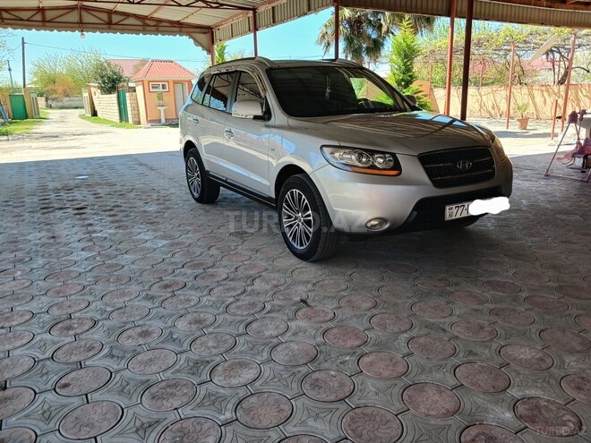 Hyundai Santa Fe-14