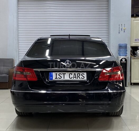 Mercedes E 220 2010, 145,000 km - 2.1 l - Sumqayıt