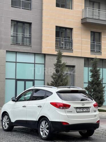 Hyundai ix35-5
