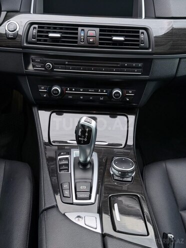 BMW 528-8