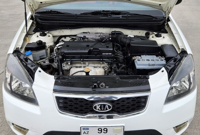 Kia Rio-16
