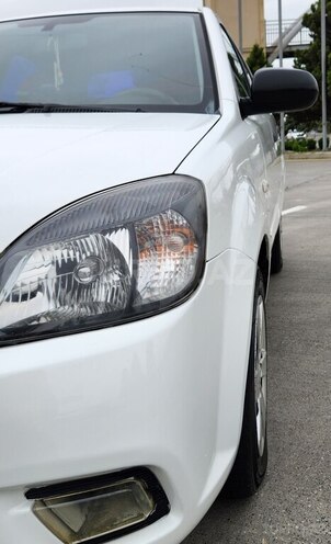 Kia Rio-11