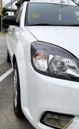 Kia Rio-10