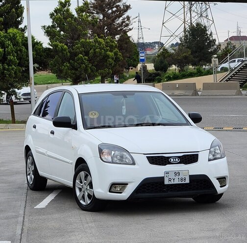 Kia Rio-15