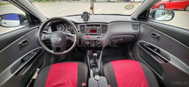Kia Rio-20