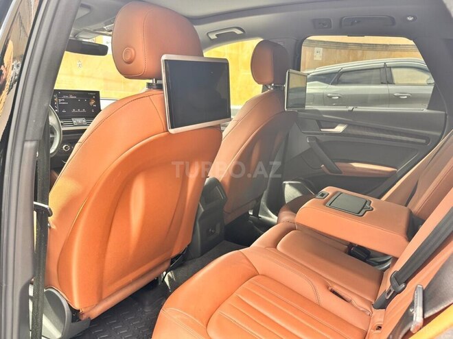 Audi Q5-10