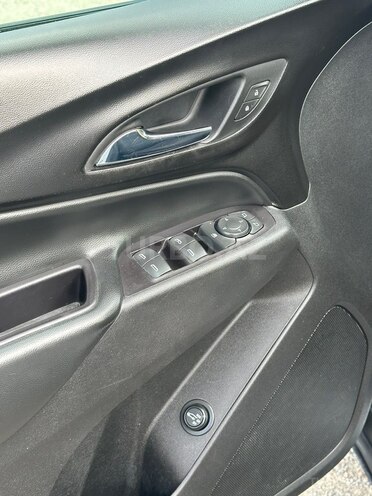 Chevrolet Equinox-16
