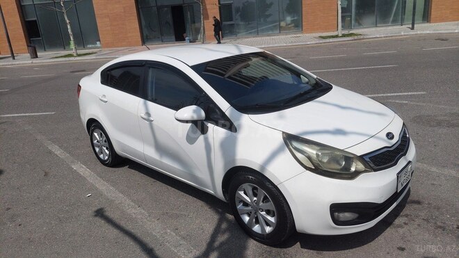 Kia Rio-4