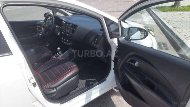 Kia Rio-14