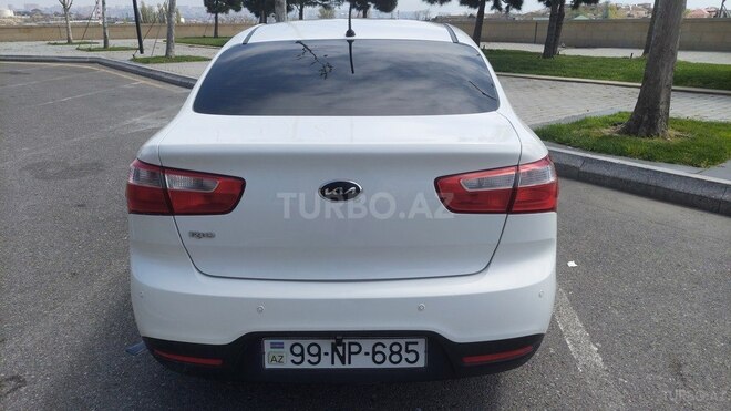 Kia Rio-2