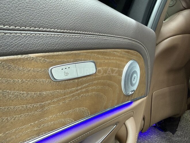 Mercedes E 220 d-14