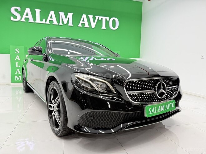 Mercedes E 220 d-1