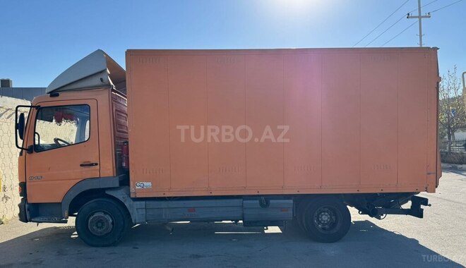 Mercedes Atego 815-5