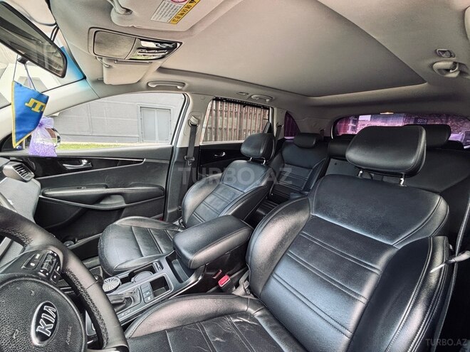 Kia Sorento-10