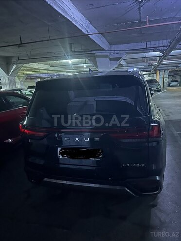Lexus LX 500d-2