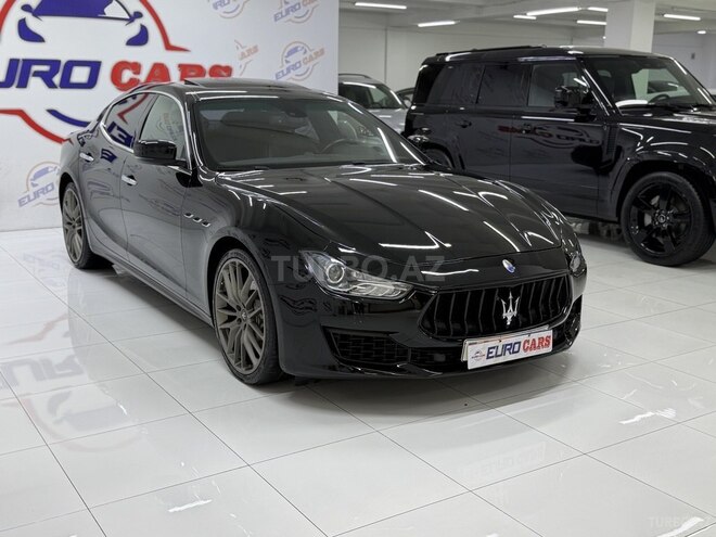 Maserati Ghibli-3