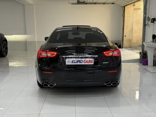 Maserati Ghibli-25