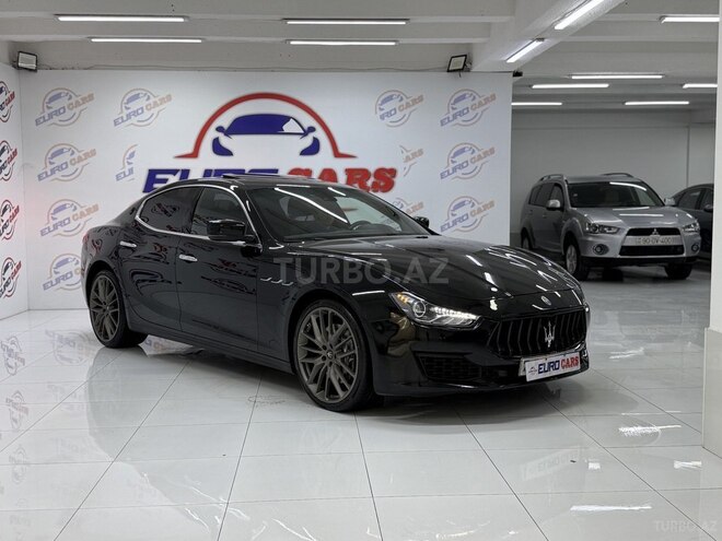 Maserati Ghibli-21