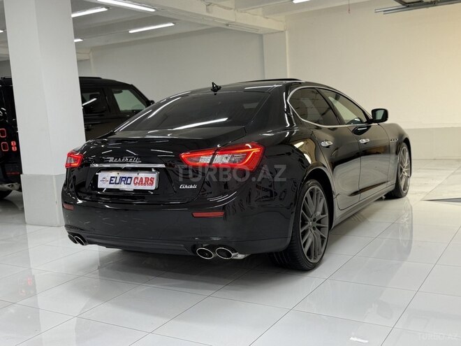 Maserati Ghibli-32