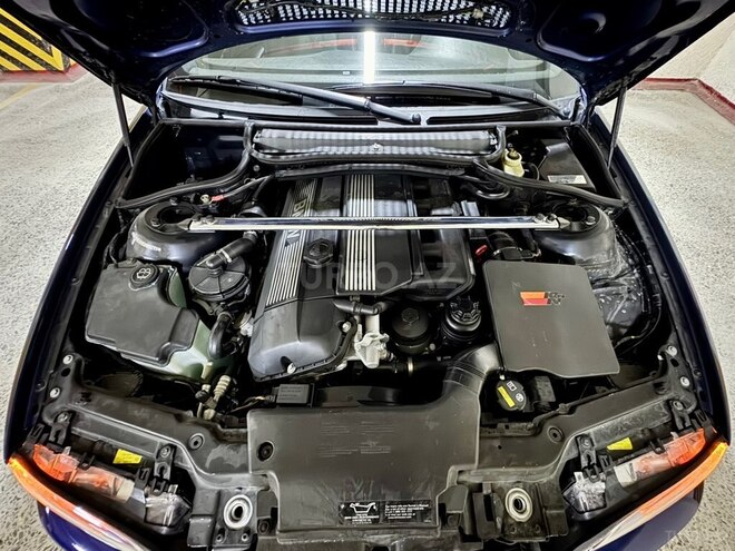 BMW 330-19