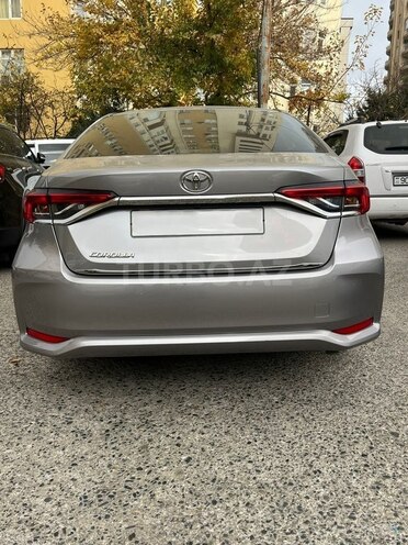 Toyota Corolla-6