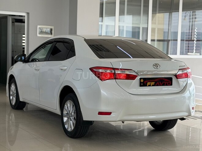 Toyota Corolla-5