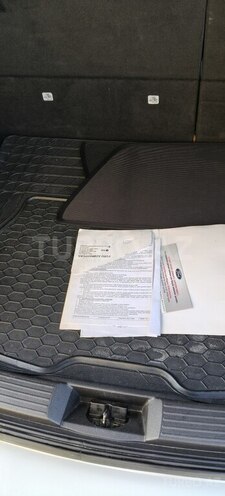 Ford Edge-18