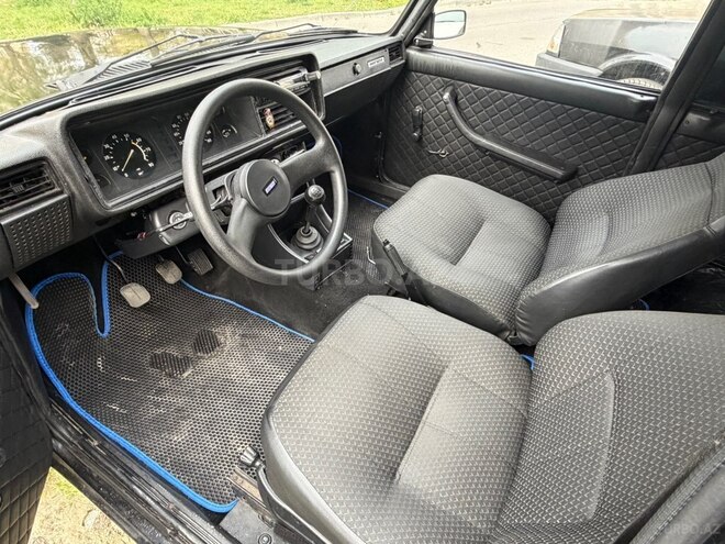 LADA (VAZ) 2107-2