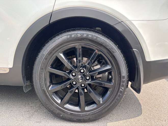 Kia Sorento-15