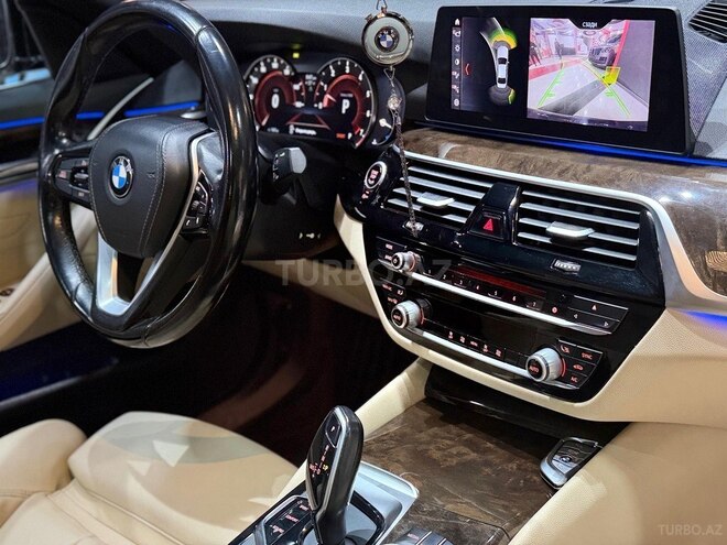 BMW 530-10