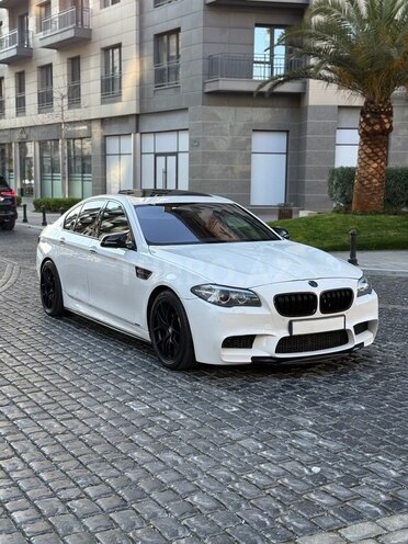 BMW 528-7